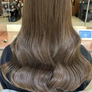 ロング カラー VanCouncil 札幌本店のヘアスタイル