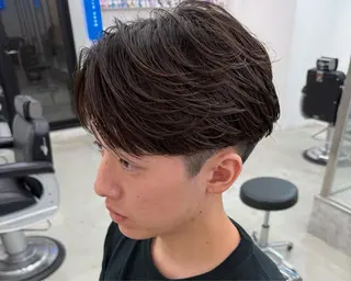 パーマ メンズ Lond LOGAN所属・古田和也/メンズパー マ特化美容師/波巻きのヘアスタイル