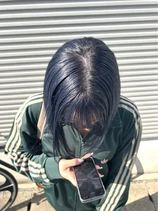 ミディアム カラー 💙ルル💙 ハイトーン/レイヤーのヘアスタイル