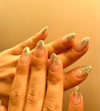 ネイル remplir所属・RANUN さおりのネイルデザイン