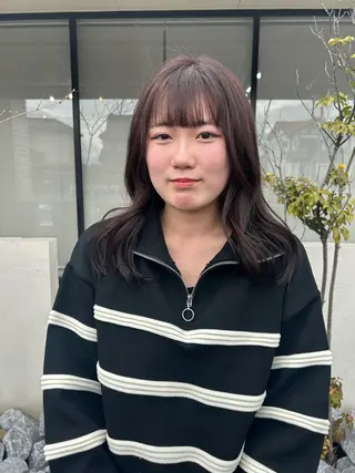 ミディアム カラー ヘアアレンジ 浅井 茉名のヘアスタイル