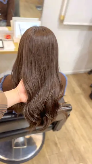 セミロング カラー ブリーチなしベージュ 特化 松村 茶屋町のヘアスタイル