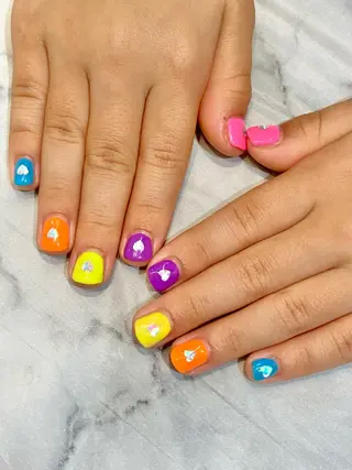 ネイル うるま市サロン Yuko Izawaのネイルデザイン