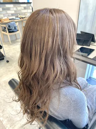 ロング カラー ピンク/ベージュ /似合わせ/田島百華のヘアスタイル