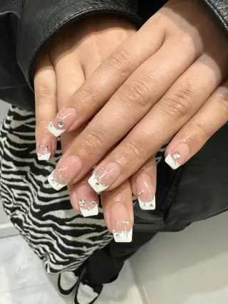 ネイル 個性派ネイル 🌼 ハルカ ♡の眉毛・アイブロウイメージ