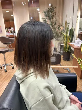 ミディアム 森田 詩音のヘアスタイル