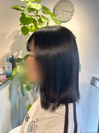 セミロング 井手上 陽菜のヘアスタイル