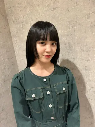 ミディアム カラー suri-ru hair【スリールヘアー】所属・FURUSAWA AOIのヘアスタイル