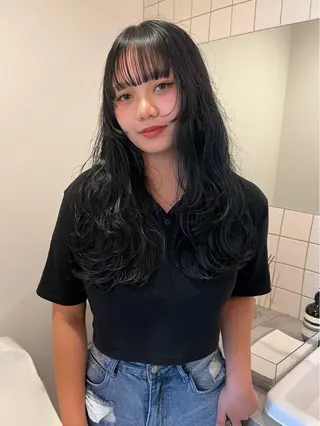 ロング runa/パーマ /ブリーチモデルのヘアスタイル