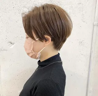 ショート ブリーチなしカラー ダブルカラーエクステのヘアスタイル