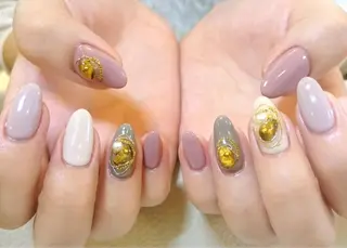 ネイル ネイル＆フラワーサロン〜Ri✦hiro〜鳥栖店所属・HIRATA RIEのネイルデザイン