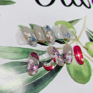 ネイル 奥園 良恵のネイルデザイン