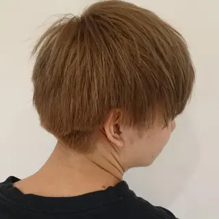 メンズ ブリーチ/ヘアケア/ 艶髪/イギチハルのヘアスタイル