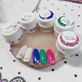 ネイル 奥園 良恵のネイルデザイン