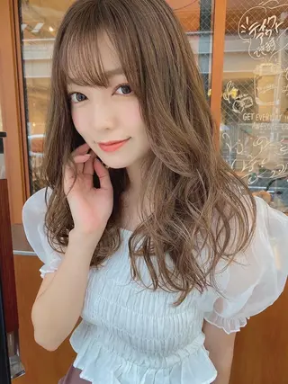 ミディアム ルービック 豊中店のヘアスタイル