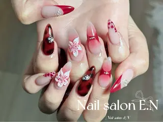 ネイル E.N🦋 長さ出し/持ち込みのネイルデザイン