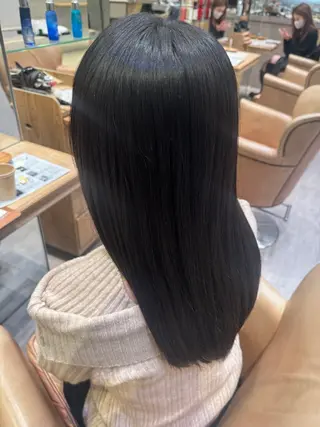 セミロング M.SLASH  みなとみらい馬車道所属・M.SLASH ✂︎hinakoのヘアスタイル