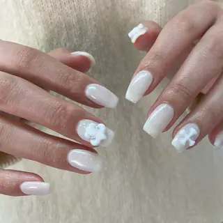 ネイル RaLa（ネイル&アイラッシュ）所属・🫧RaLa ⭐︎AYAKA🫧のネイルデザイン