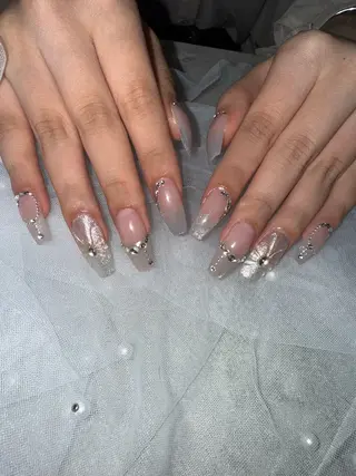 ネイル Raviliss ♡のネイルデザイン