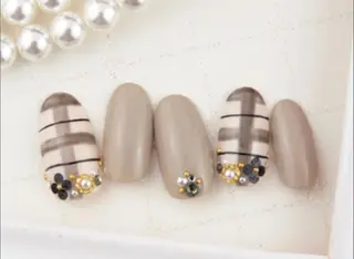 ネイル Lisse所属・戸田 奈津美のマツエク・マツパデザイン