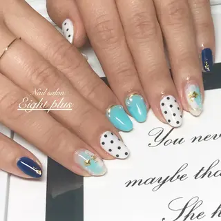ネイル Eight plusのネイルデザイン