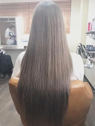 ロング 田井中 悠紀のヘアスタイル