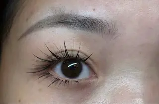 マツエク・マツパ ゆり❤️愛.ラッシュ AURAのマツエク・マツパデザイン