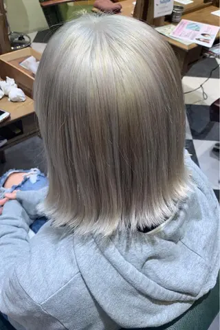 ミディアム ❁ヘアメ❁ YUMI ❁ゆみ❁横浜桜木町のヘアスタイル