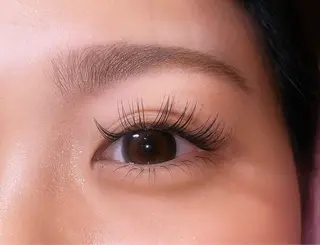 マツエク・マツパ エレガントリゾート所属・EYE・NAIL .erのマツエク・マツパデザイン