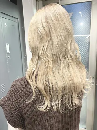 セミロング カラー M IIのヘアスタイル