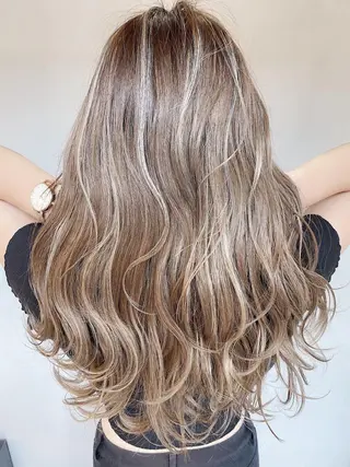 セミロング カラー LA KING GINZA TOKYO所属・🧡ショートの達人 🧡SHOのヘアスタイル