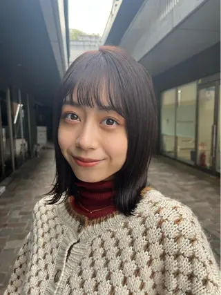 ミディアム カラー 🎧パーソナルケア/ 透明感カラー/ミユのヘアスタイル