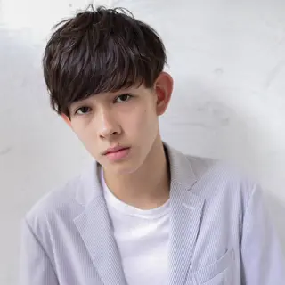 カラー パーマ メンズ ⚜️ブリーチ× 透明感✨Hayatoのヘアスタイル