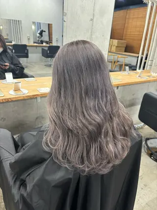 セミロング カラー mono / Manatoのヘアスタイル