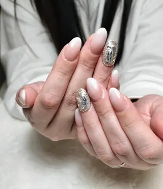 ネイル megumi. sのネイルデザイン