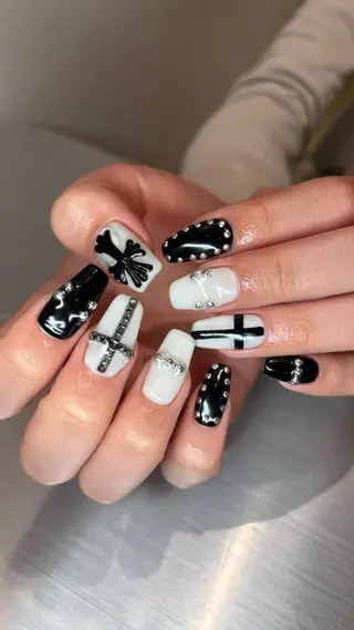 ネイル 👽個性派ネイル🎀 komachiのマツエク・マツパデザイン