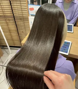 ロング パーマ 縮毛矯正リピート90 %超/髪質改善/井口のヘアスタイル