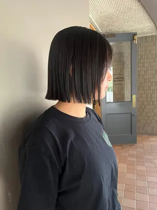 ショート あやか/ベージュ /透け感カラーのヘアスタイル