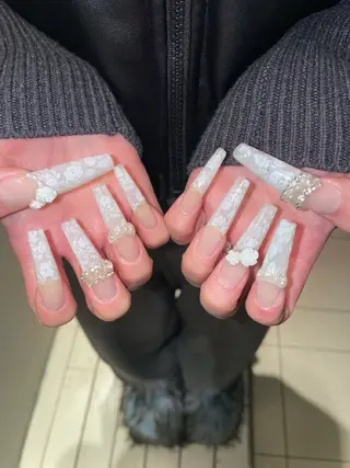 ネイル GO TODAY シェアサロン 渋谷Amiu店所属・渋谷ネイル🎀 y2k/海外ネイルのネイルデザイン