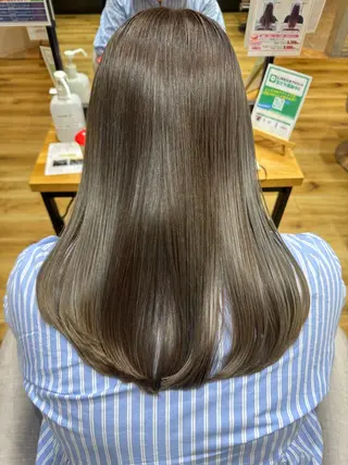 カラー 高須 翼のヘアスタイル