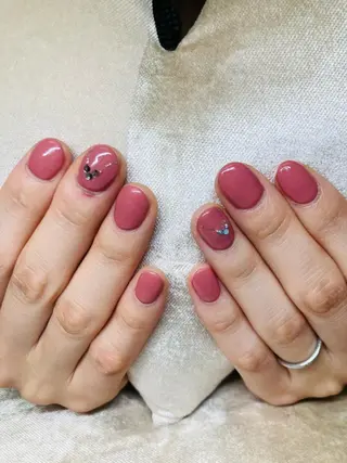 ネイル ECLAT エクラ所属・寺山 千鶴のネイルデザイン