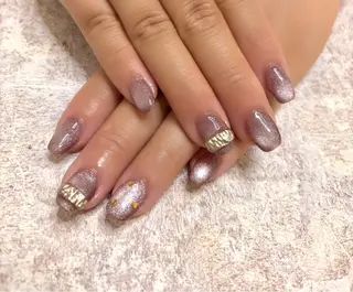 ネイル Lowé所属・Lowé みるくのネイルデザイン