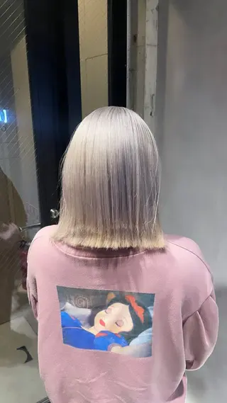 ミディアム カラー 暖色/ハイトーン/ カラー/HBLのヘアスタイル