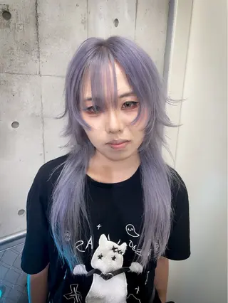 セミロング ハイトーン/ブリーチ /ウルフ⛓️MAKIのヘアスタイル