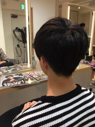 ショート メンズ 岡本 拓朗のヘアスタイル