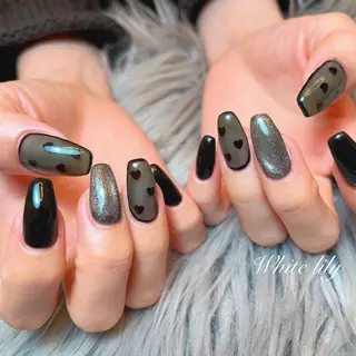 ネイル White lily所属・牧田 雅世のネイルデザイン