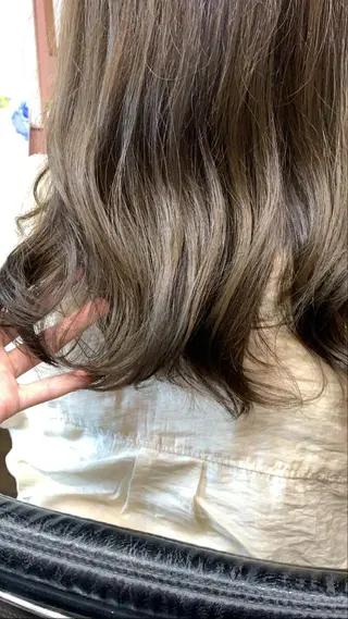 ミディアム カラー chouette/ 根本優希のヘアスタイル