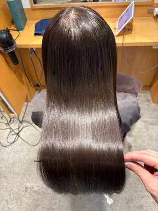 ロング 【Amphi Tokyo】宮原のヘアスタイル