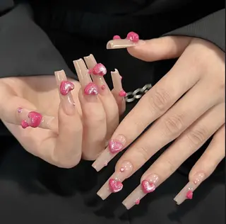 ネイル Pure&Rich Nailのネイルデザイン