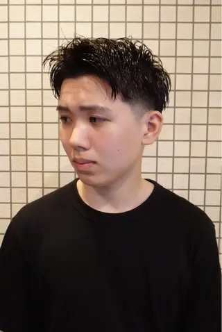 メンズ leo/ロング／ レイヤーカット⛈️のヘアスタイル